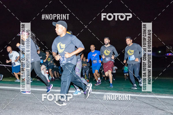 Buy your photos of the eventUP Night Run 2019 - So Paulo on Fotop
