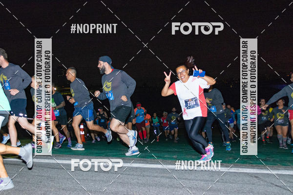 Buy your photos of the eventUP Night Run 2019 - So Paulo on Fotop
