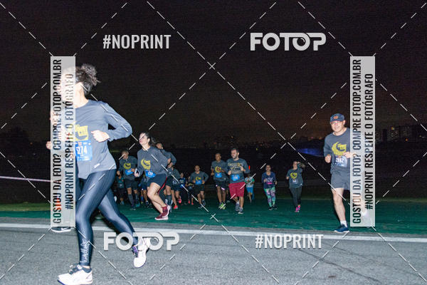 Buy your photos of the eventUP Night Run 2019 - So Paulo on Fotop