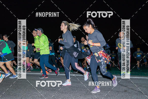 Buy your photos of the eventUP Night Run 2019 - So Paulo on Fotop