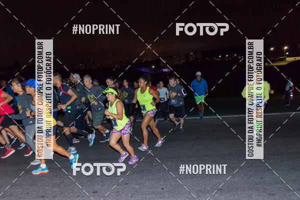 Buy your photos of the eventUP Night Run 2019 - So Paulo on Fotop