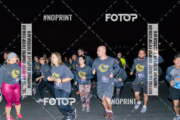 Buy your photos of the eventUP Night Run 2019 - So Paulo on Fotop