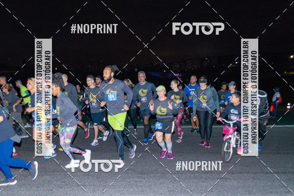 Buy your photos of the eventUP Night Run 2019 - So Paulo on Fotop
