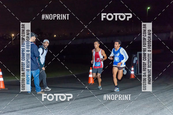 Buy your photos of the eventUP Night Run 2019 - So Paulo on Fotop