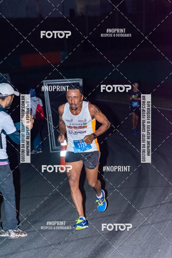 Buy your photos of the eventUP Night Run 2019 - So Paulo on Fotop