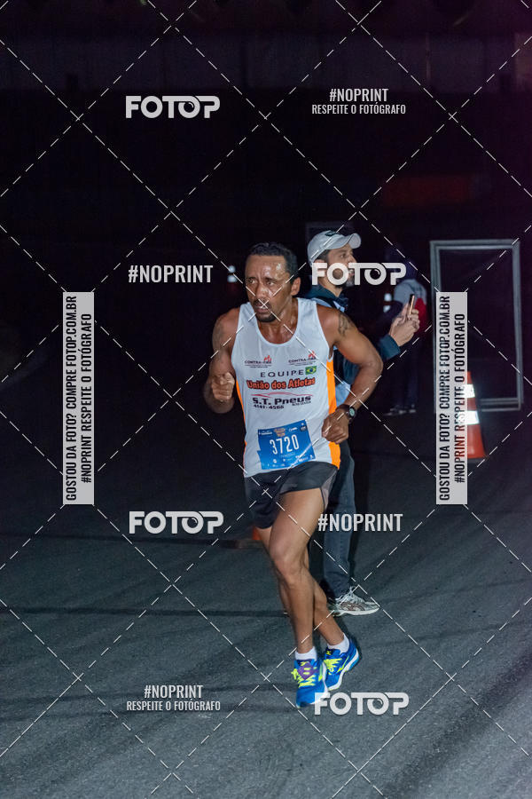 Buy your photos of the eventUP Night Run 2019 - So Paulo on Fotop