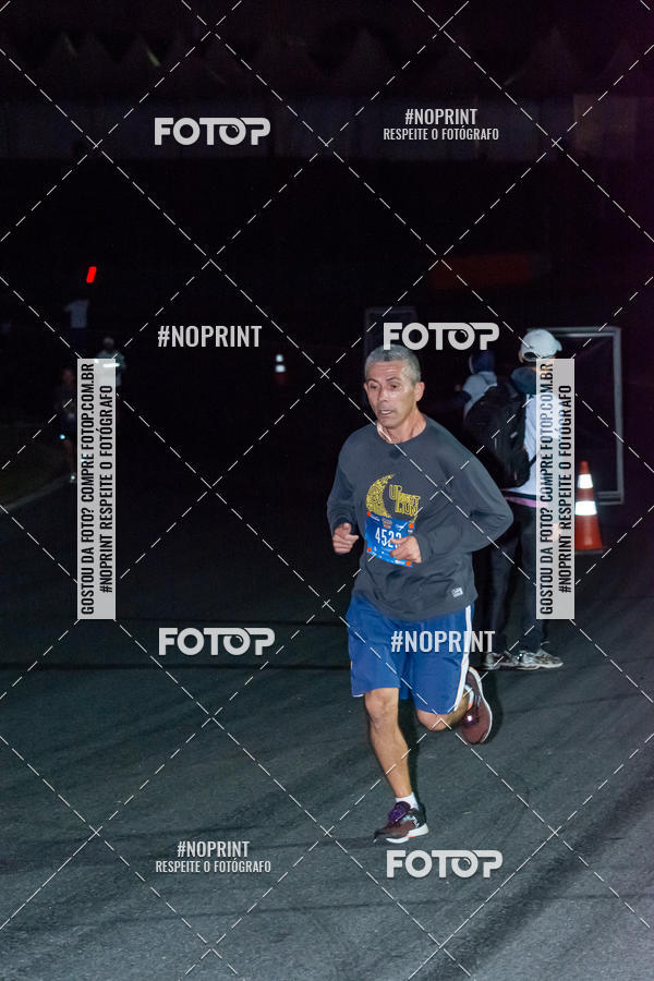 Buy your photos of the eventUP Night Run 2019 - So Paulo on Fotop