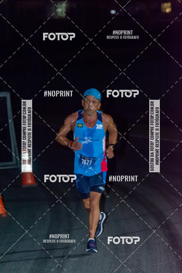 Buy your photos of the eventUP Night Run 2019 - So Paulo on Fotop