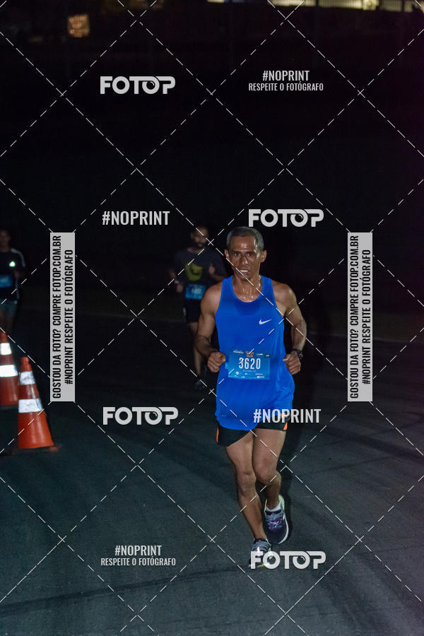 Buy your photos of the eventUP Night Run 2019 - So Paulo on Fotop