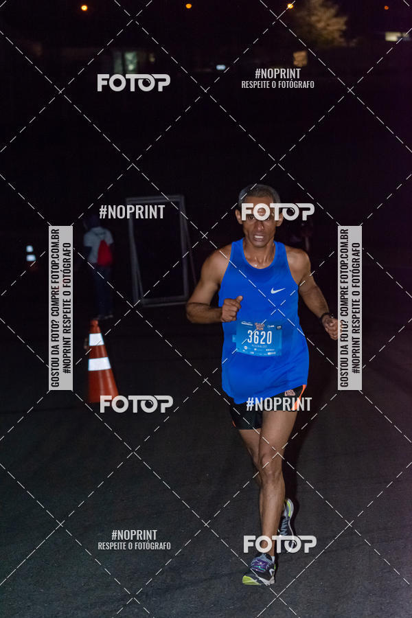 Buy your photos of the eventUP Night Run 2019 - So Paulo on Fotop