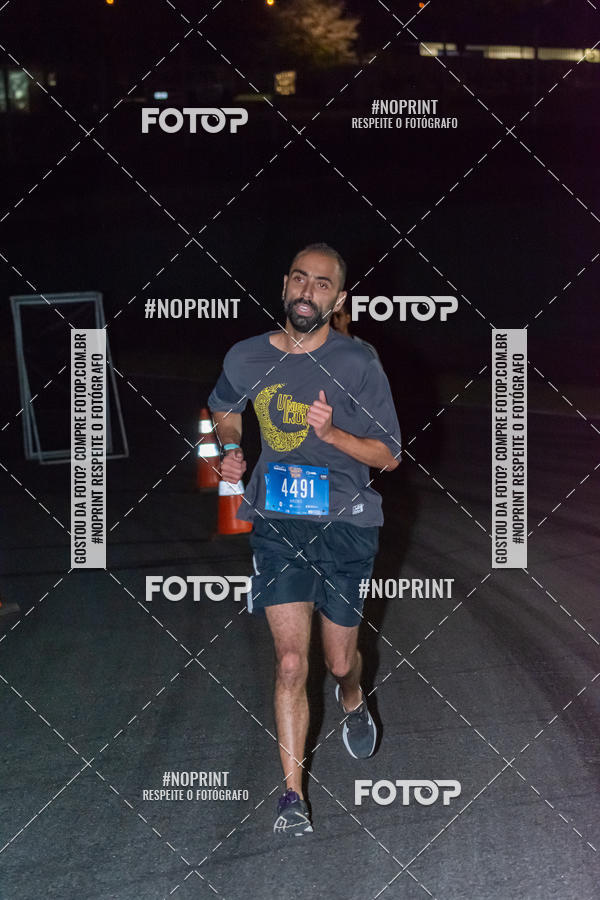 Buy your photos of the eventUP Night Run 2019 - So Paulo on Fotop