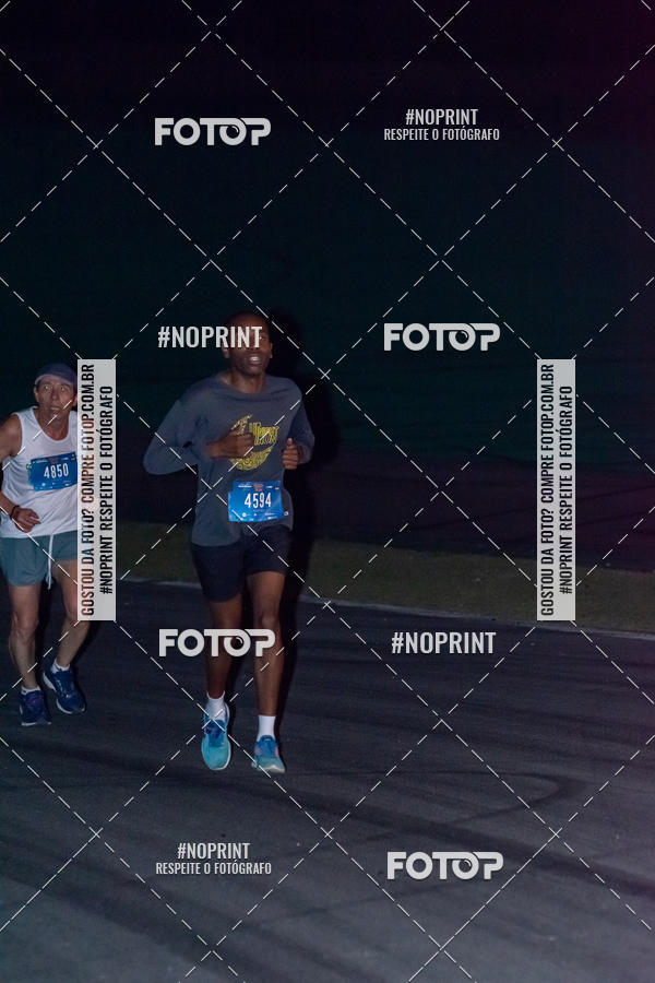 Buy your photos of the eventUP Night Run 2019 - So Paulo on Fotop