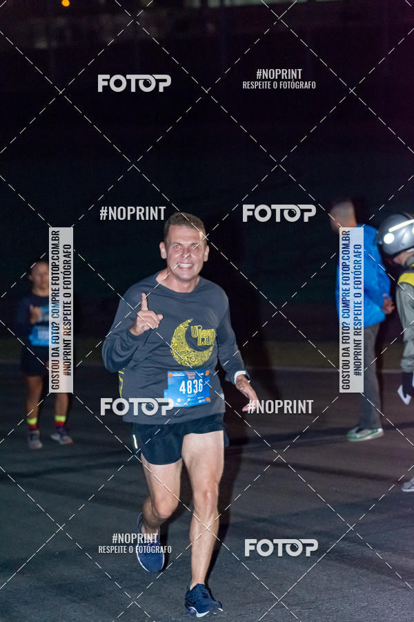 Buy your photos of the eventUP Night Run 2019 - So Paulo on Fotop