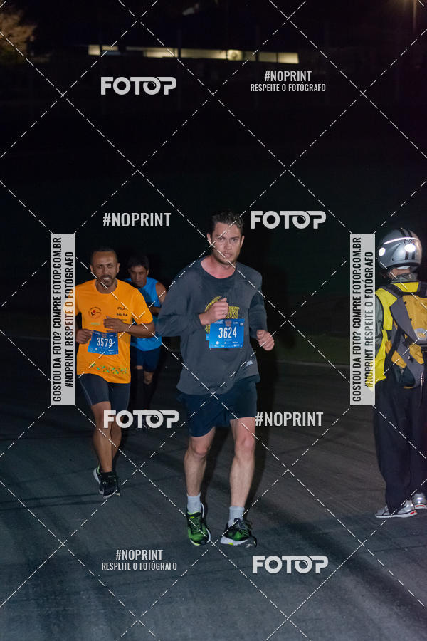 Buy your photos of the eventUP Night Run 2019 - So Paulo on Fotop