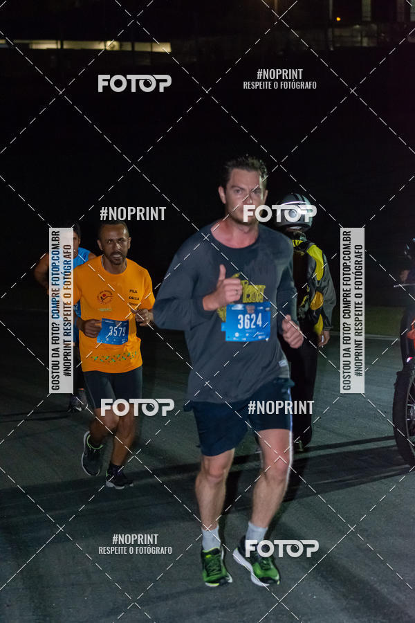 Buy your photos of the eventUP Night Run 2019 - So Paulo on Fotop