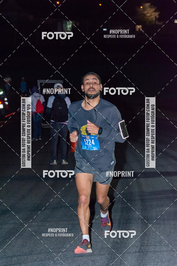 Buy your photos of the eventUP Night Run 2019 - So Paulo on Fotop