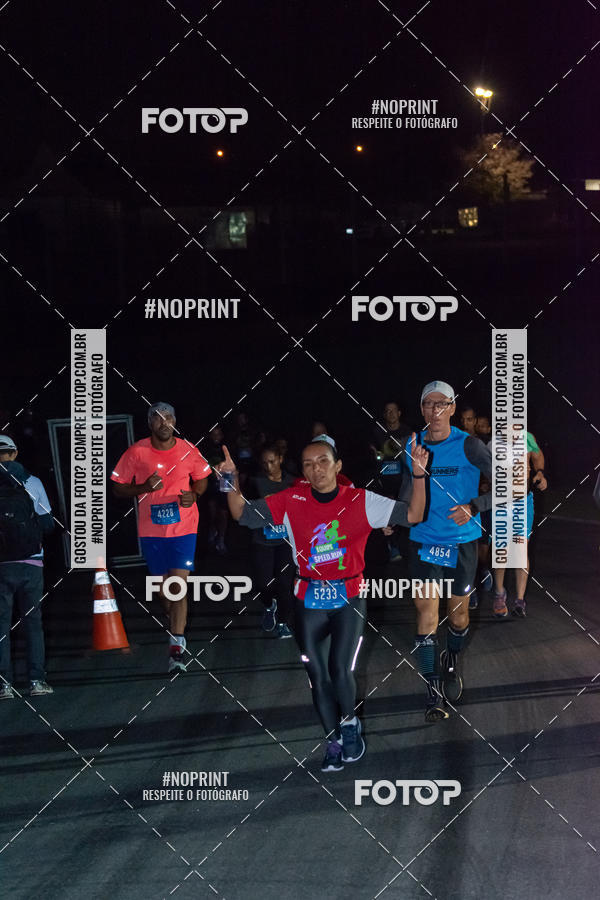 Buy your photos of the eventUP Night Run 2019 - So Paulo on Fotop