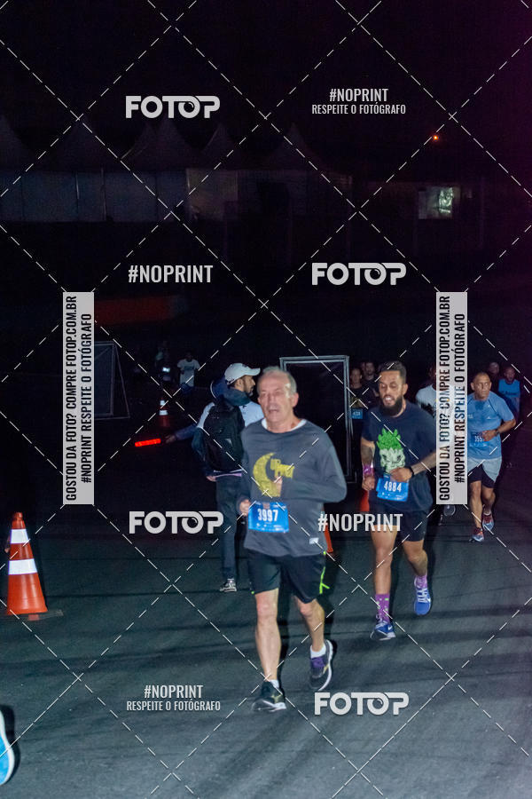 Buy your photos of the eventUP Night Run 2019 - So Paulo on Fotop
