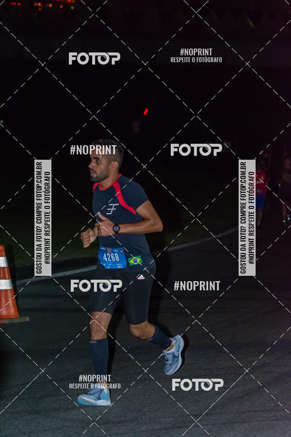 Buy your photos of the eventUP Night Run 2019 - So Paulo on Fotop