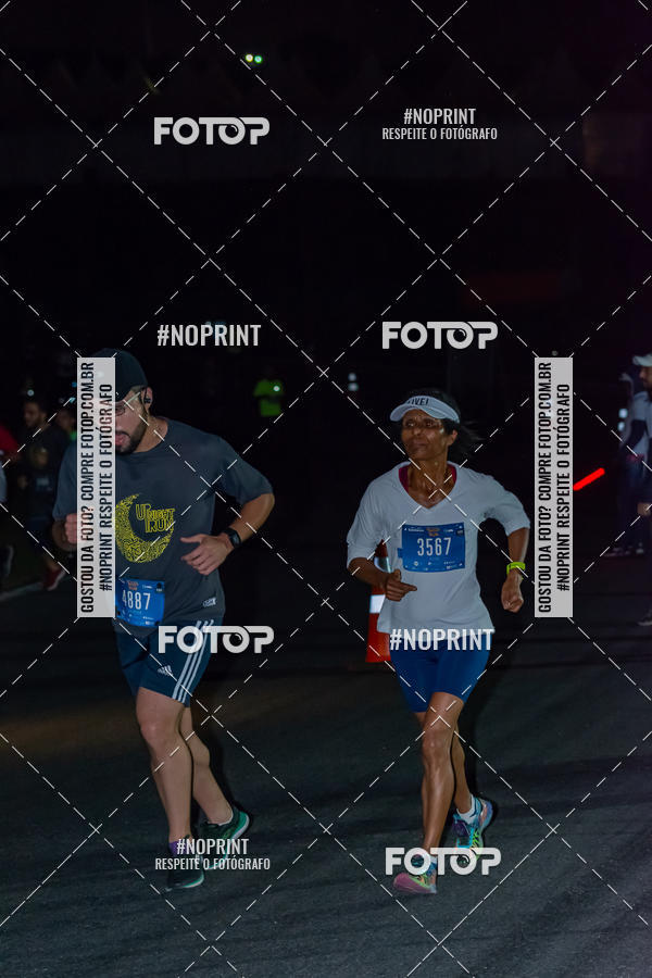 Buy your photos of the eventUP Night Run 2019 - So Paulo on Fotop