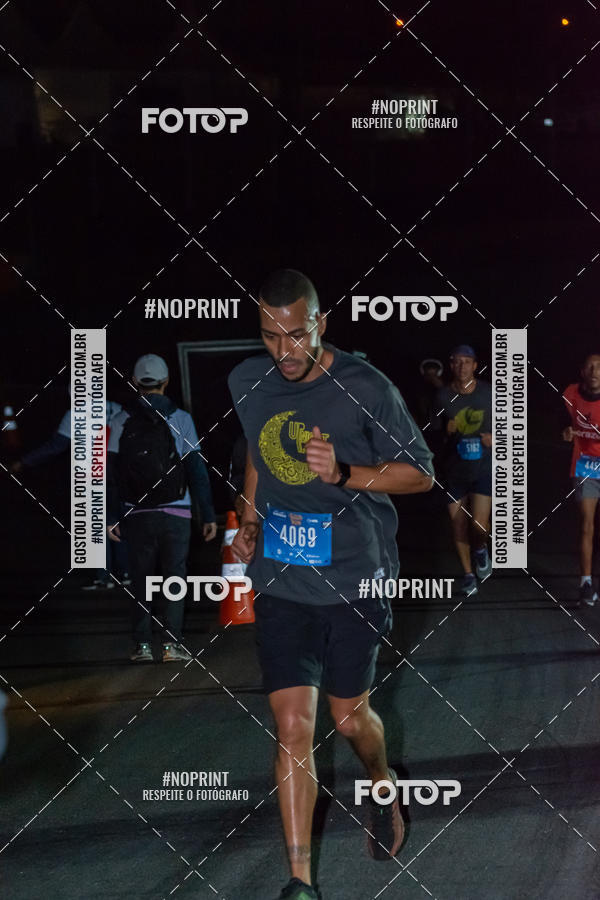 Buy your photos of the eventUP Night Run 2019 - So Paulo on Fotop