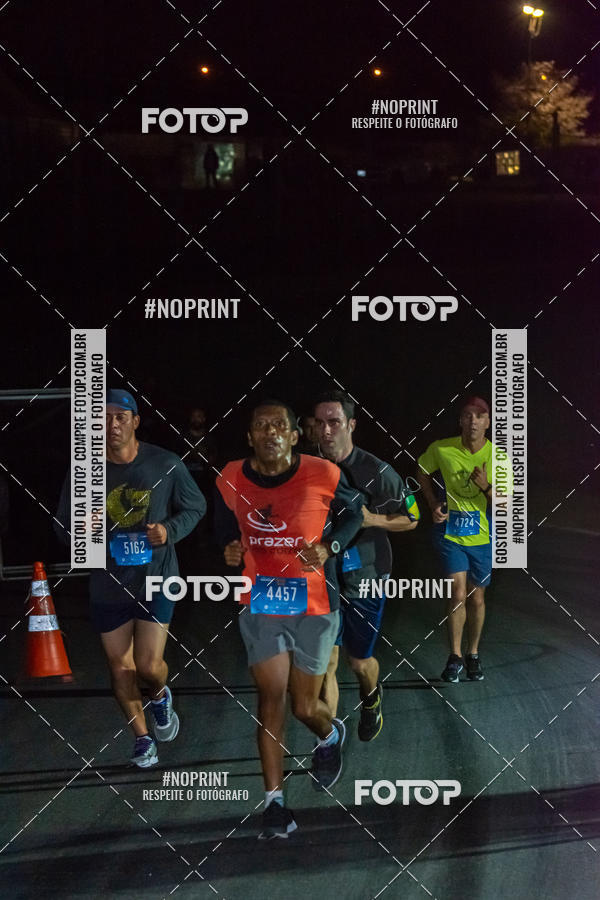 Buy your photos of the eventUP Night Run 2019 - So Paulo on Fotop