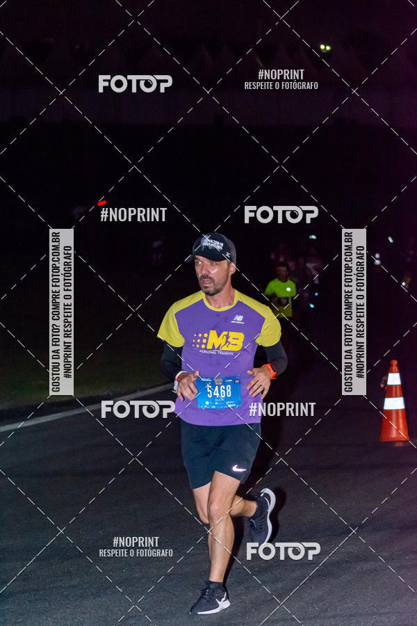 Buy your photos of the eventUP Night Run 2019 - So Paulo on Fotop