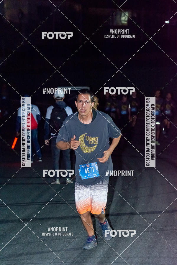 Buy your photos of the eventUP Night Run 2019 - So Paulo on Fotop