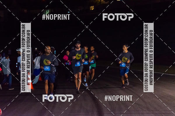 Buy your photos of the eventUP Night Run 2019 - So Paulo on Fotop
