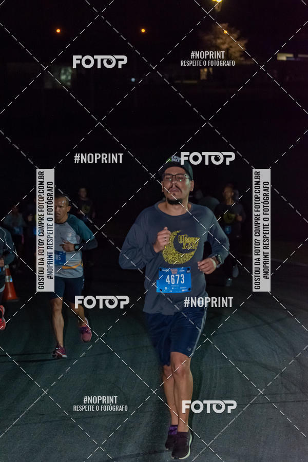 Buy your photos of the eventUP Night Run 2019 - So Paulo on Fotop
