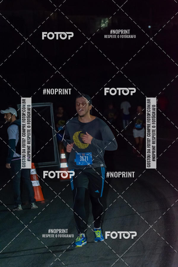 Buy your photos of the eventUP Night Run 2019 - So Paulo on Fotop