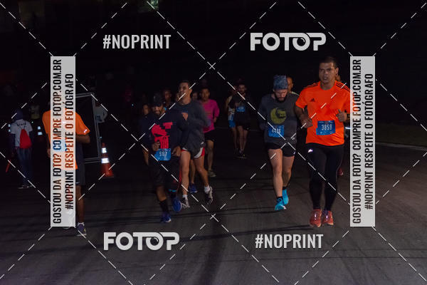 Buy your photos of the eventUP Night Run 2019 - So Paulo on Fotop