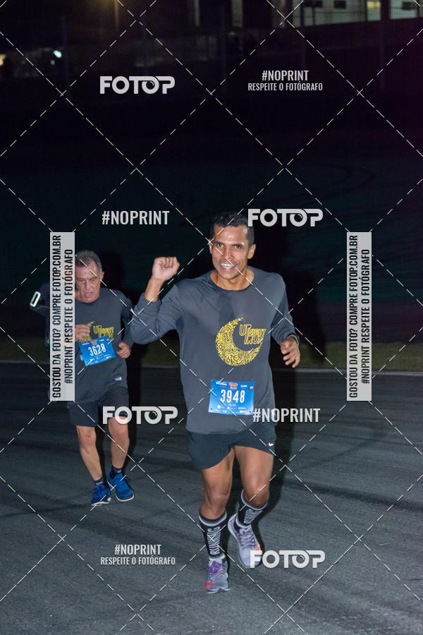 Buy your photos of the eventUP Night Run 2019 - So Paulo on Fotop