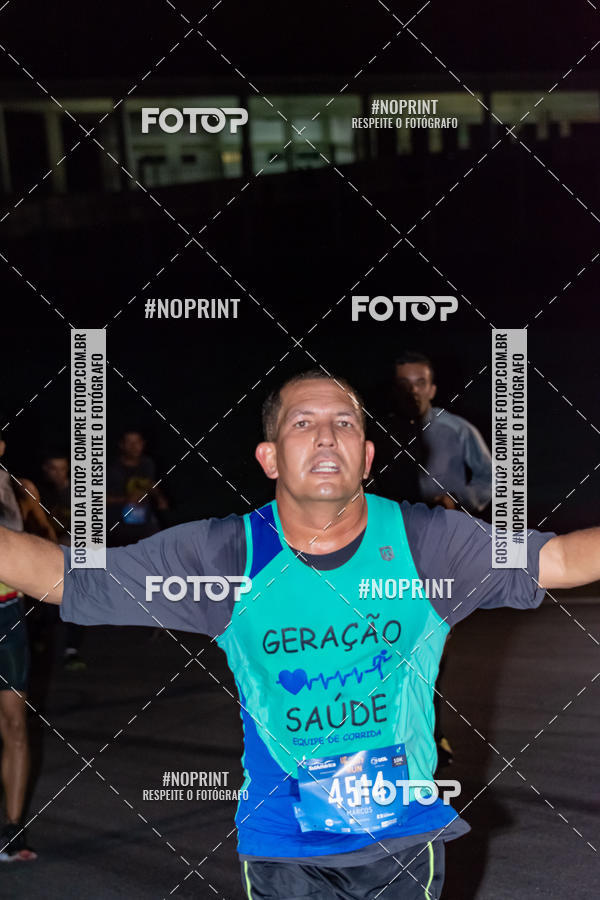 Buy your photos of the eventUP Night Run 2019 - So Paulo on Fotop