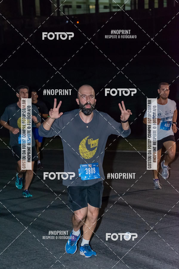 Buy your photos of the eventUP Night Run 2019 - So Paulo on Fotop