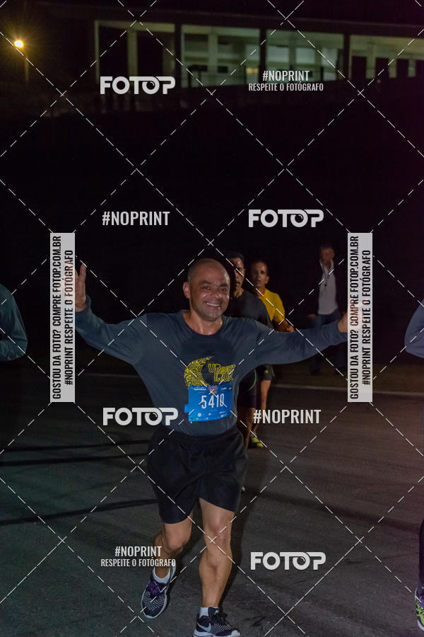 Buy your photos of the eventUP Night Run 2019 - So Paulo on Fotop