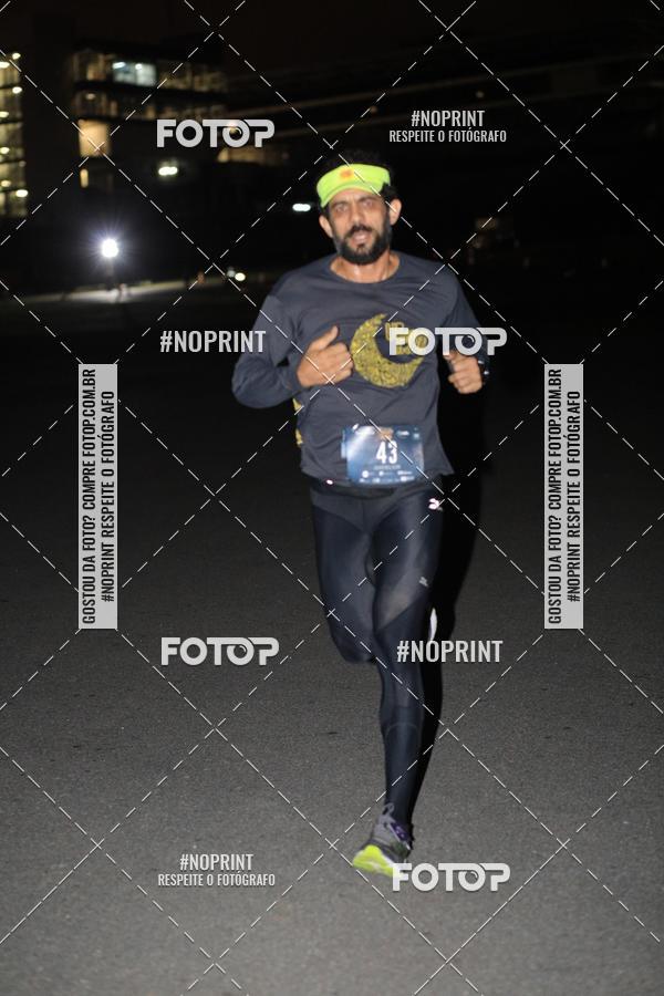 Buy your photos of the eventUP Night Run 2019 - So Paulo on Fotop