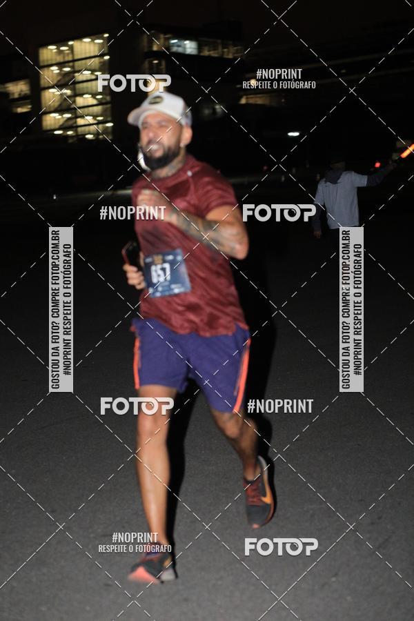 Buy your photos of the eventUP Night Run 2019 - So Paulo on Fotop