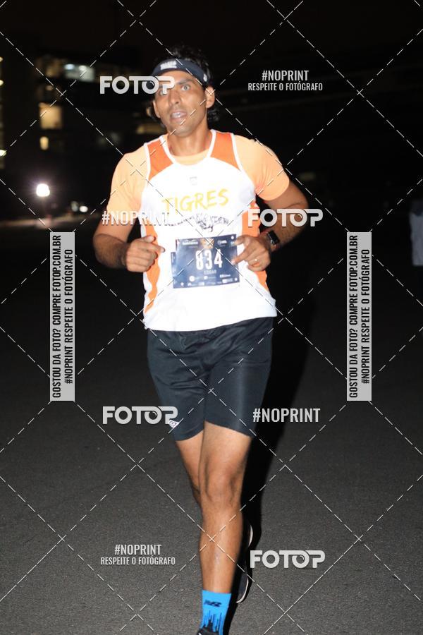 Buy your photos of the eventUP Night Run 2019 - So Paulo on Fotop
