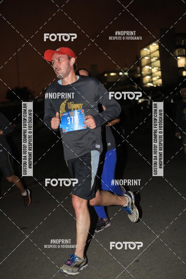 Buy your photos of the eventUP Night Run 2019 - So Paulo on Fotop