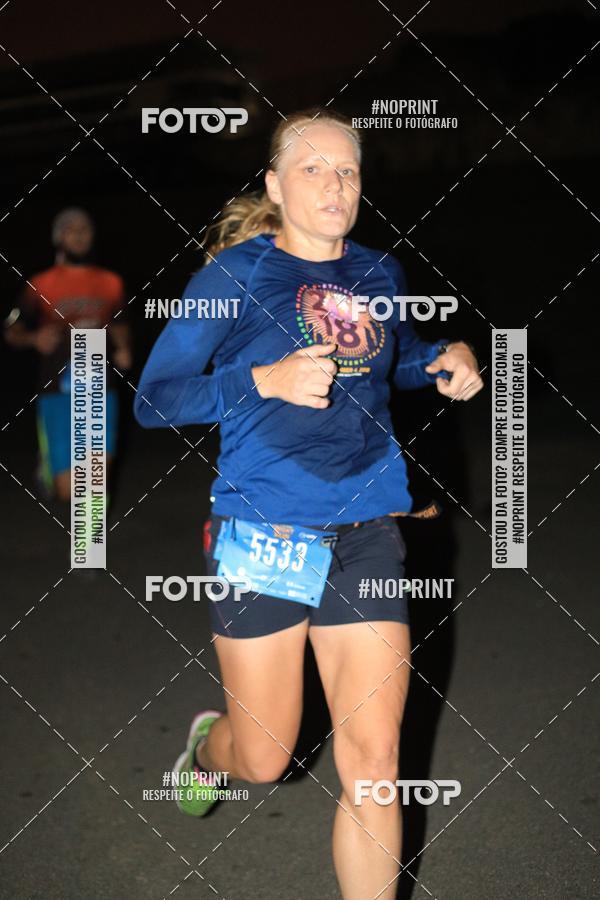 Buy your photos of the eventUP Night Run 2019 - So Paulo on Fotop