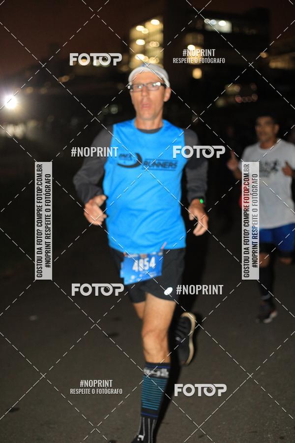 Buy your photos of the eventUP Night Run 2019 - So Paulo on Fotop