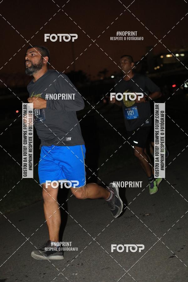 Buy your photos of the eventUP Night Run 2019 - So Paulo on Fotop