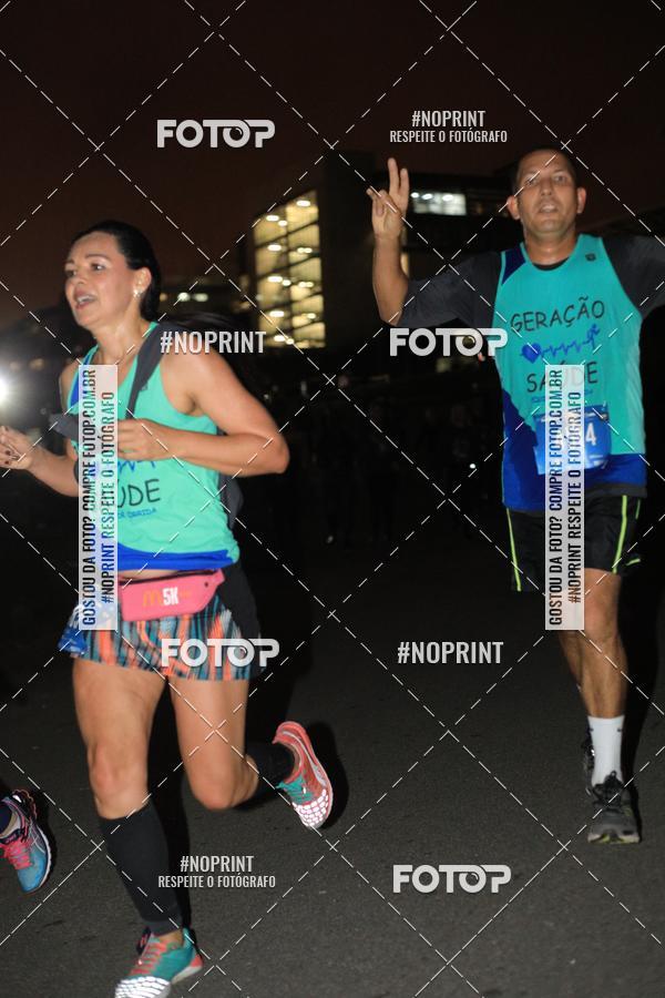 Buy your photos of the eventUP Night Run 2019 - So Paulo on Fotop
