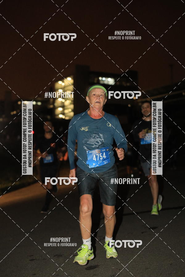 Buy your photos of the eventUP Night Run 2019 - So Paulo on Fotop