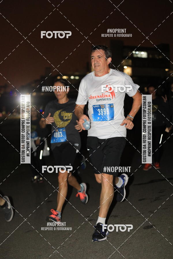 Buy your photos of the eventUP Night Run 2019 - So Paulo on Fotop
