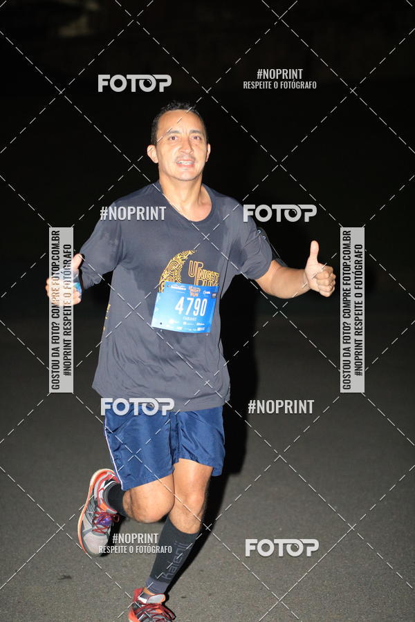 Buy your photos of the eventUP Night Run 2019 - So Paulo on Fotop