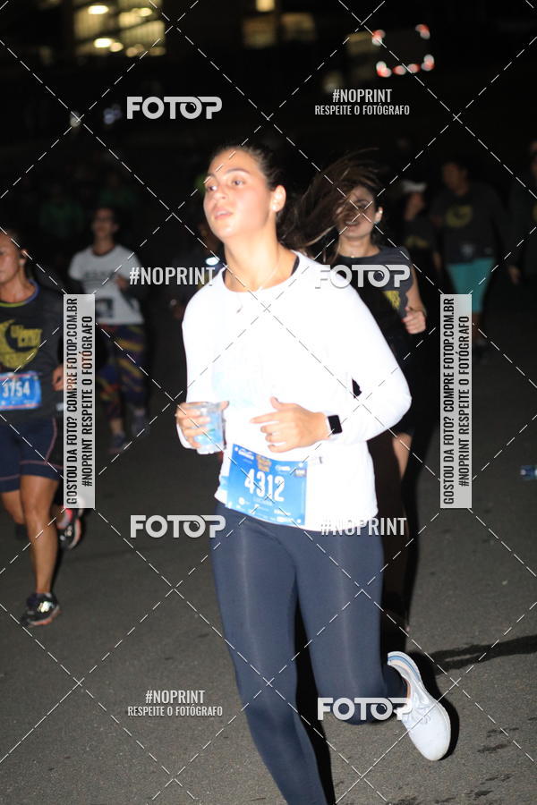 Buy your photos of the eventUP Night Run 2019 - So Paulo on Fotop