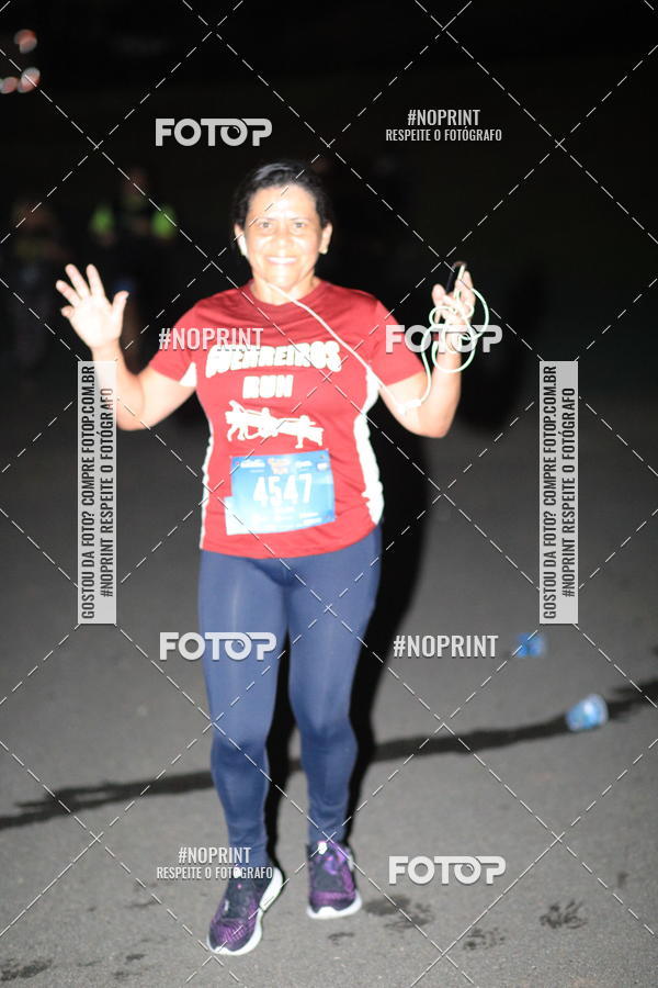 Buy your photos of the eventUP Night Run 2019 - So Paulo on Fotop