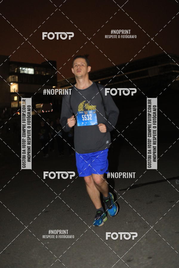 Buy your photos of the eventUP Night Run 2019 - So Paulo on Fotop